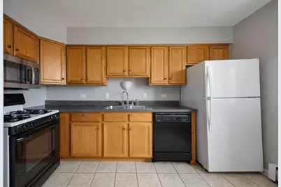 108 Boardwalk Street #2E, Elk Grove Village, IL 60007 - Photo 9