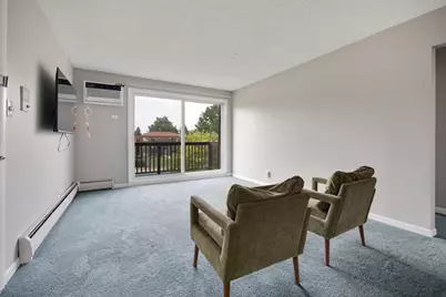 108 Boardwalk Street #2E, Elk Grove Village, IL 60007 - Photo 3
