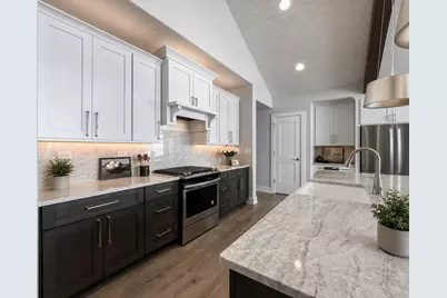 21377 W Sylvan Drive, Mundelein, IL 60060 - Photo 5