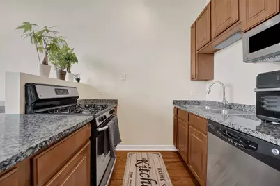 1645 W Ogden Avenue #718, Chicago, IL 60612 - Photo 7