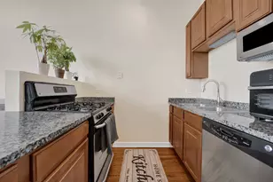 1645 W Ogden Ave, Chicago, IL 60612 - Photo 7