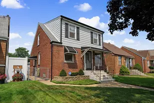 11022 S State Line Rd, Chicago, IL 60617 - Photo 3