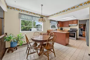 975 W Pine Ave, Roselle, IL 60172 - Photo 19