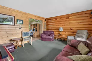 975 W Pine Ave, Roselle, IL 60172 - Photo 9