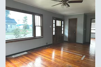 610 5th Street, Mendota, IL 61342 - Photo 5