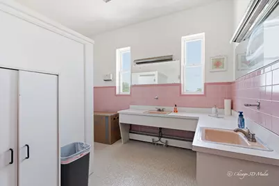 5844 N Milwaukee Avenue, Chicago, IL 60646 - Photo 17