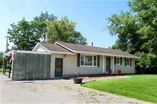 1104 N 29th Rd, Utica, IL 61373 - Photo 17