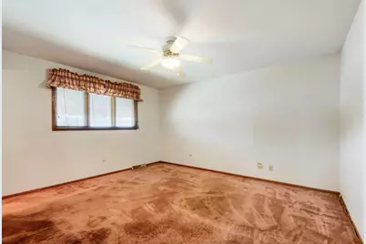 10300 S Central Park Avenue, Chicago, IL 60655 - Photo 17