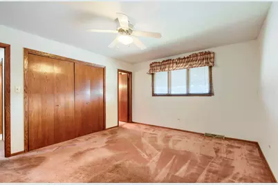 10300 S Central Park Avenue, Chicago, IL 60655 - Photo 15