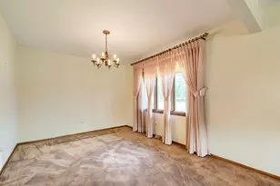 10300 S Central Park Ave, Chicago, IL 60655 - Photo 11