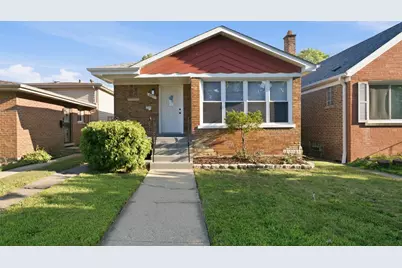 657 E 100th Place, Chicago, IL 60628 - Photo 1