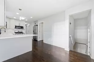 657 E 100th Pl, Chicago, IL 60628 - Photo 9