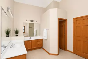 2198 Sutton Dr, South Elgin, IL 60177 - Photo 27