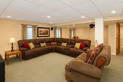 2198 Sutton Drive, South Elgin, IL 60177 - Photo 37
