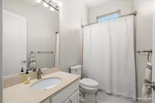 1725 N Western Ave, Chicago, IL 60647 - Photo 15