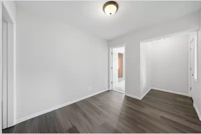 17922 Oakwood Avenue, Lansing, IL 60438 - Photo 11
