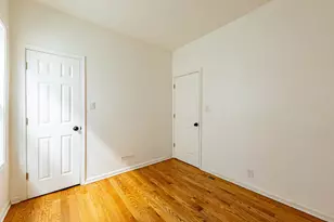 7601 S Rhodes Ave, Chicago, IL 60619 - Photo 17