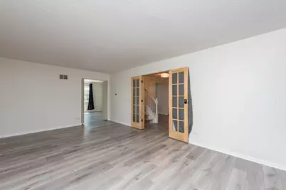 364 Churchill Lane, Gurnee, IL 60031 - Photo 5
