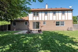 364 Churchill Ln, Gurnee, IL 60031 - Photo 23