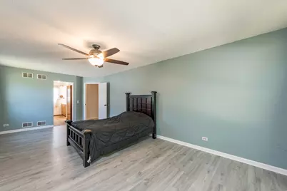 364 Churchill Lane, Gurnee, IL 60031 - Photo 17