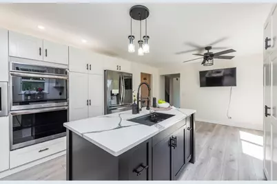 364 Churchill Lane, Gurnee, IL 60031 - Photo 9