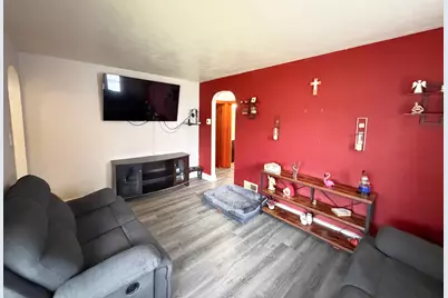 108 S Otter Creek Road, Streator, IL 61364 - Photo 5