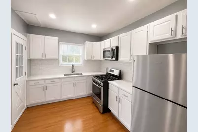 1527 Brookside Avenue, Waukegan, IL 60085 - Photo 3