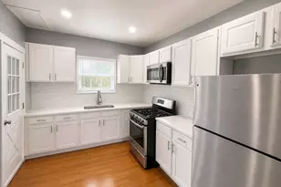 1527 Brookside Ave, Waukegan, IL 60085 - Photo 3