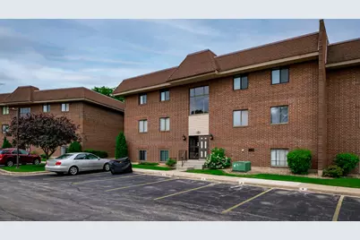 151 E Janata Boulevard #2A, Lombard, IL 60148 - Photo 1