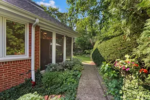 1426 Woodhill Dr, Northbrook, IL 60062 - Photo 31