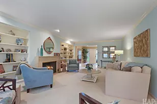 1426 Woodhill Dr, Northbrook, IL 60062 - Photo 7