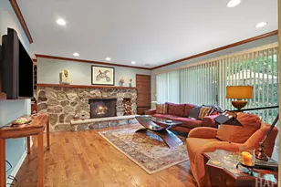 1426 Woodhill Dr, Northbrook, IL 60062 - Photo 13