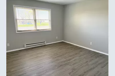 724 Oakton Road, Montgomery, IL 60538 - Photo 7