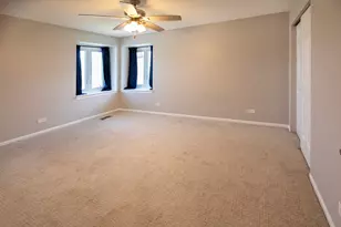329 Redwing Dr, Deerfield, IL 60015 - Photo 15