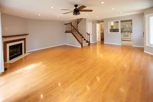 329 Redwing Dr, Deerfield, IL 60015 - Photo 7