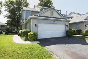 329 Redwing Dr, Deerfield, IL 60015 - Photo 3