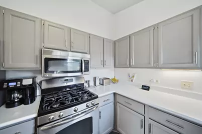 97 Shorewood Drive, Glendale Heights, IL 60139 - Photo 7