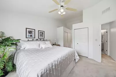 97 Shorewood Drive, Glendale Heights, IL 60139 - Photo 17