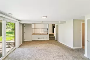 22547 Mission Dr, Richton Park, IL 60471 - Photo 9