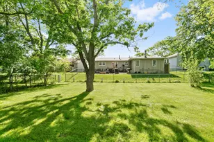 22547 Mission Dr, Richton Park, IL 60471 - Photo 11
