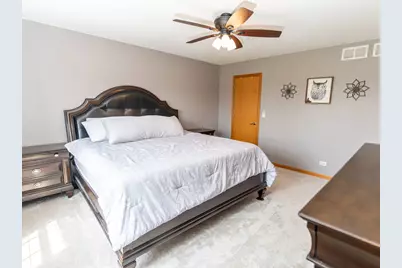 1128 Heron Circle, Joliet, IL 60431 - Photo 15