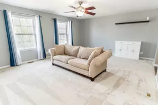 1128 Heron Cir, Joliet, IL 60431 - Photo 11