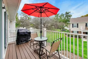 592 Edinburgh Ln, Prospect Heights, IL 60070 - Photo 17