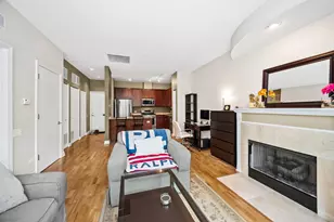 550 W Fulton St, Chicago, IL 60661 - Photo 5