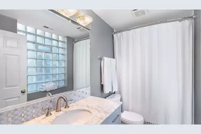 3511 N Seminary Avenue #3, Chicago, IL 60657 - Photo 9