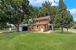 104 S Johnson St, Orangeville, IL 61060 - Photo 43