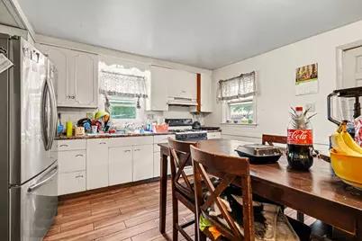 406 Bent Street, Elgin, IL 60120 - Photo 9