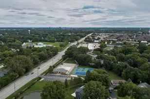 1361 Sussex Rd, Naperville, IL 60540 - Photo 25