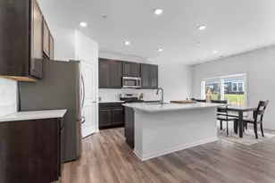 16515 W Golden Valley Ln, Lockport, IL 60441 - Photo 3