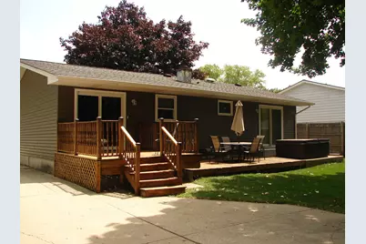 514 Garnett Avenue, Winthrop Harbor, IL 60096 - Photo 3